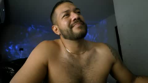 Snapshot of machohandsome chatting on July 14, 10:21 am Javier papichulo master how do you want online show from July 14, 10:21 am
