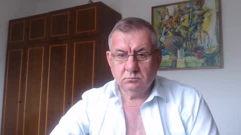 Macho online show from September 16, 1:12 pm