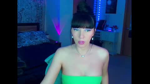Snapshot of maciimayy chatting on March 29, 10:54 pm maciimayy online show from March 29, 10:54 pm
