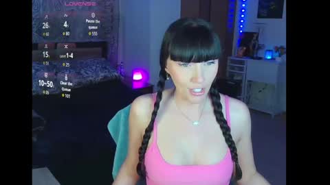 Snapshot of maciimayy chatting on April 6, 11:05 pm maciimayy online show from April 6, 11:05 pm