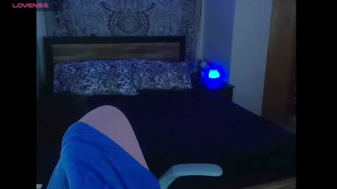 Snapshot of maciimayy chatting on April 19, 12:33 am maciimayy online show from April 19, 12:33 am