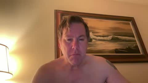 xStraightEdgex online show from March 5, 6:01 am