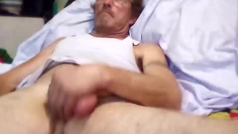 mackdog1369 online show from October 31, 6:47 am