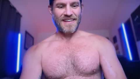 MackinCaliAllDay online show from October 16, 3:40 am