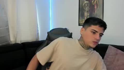 max online show from February 7, 2:15 pm