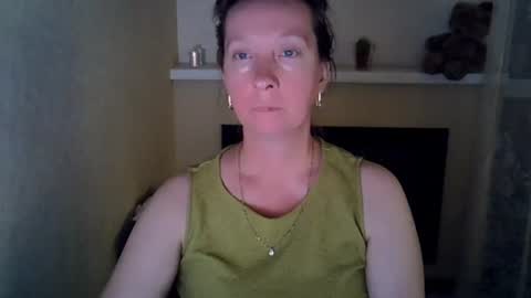 Snapshot of madaamtang chatting on June 24, 8:19 pm Madaamtang online show from June 24, 8:19 pm