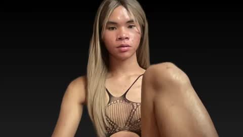 madalina1992 online show from June 12, 1:21 pm