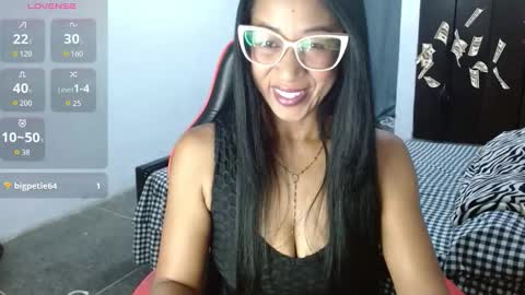 EMILY online show from March 4, 7:36 am