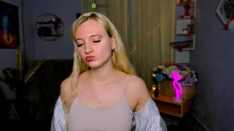 Ulis online show from March 13, 12:12 pm