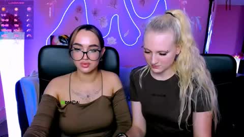 Snapshot of madam_ulis chatting on April 27, 2:15 pm Ulis online show from April 27, 2:15 pm
