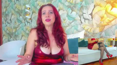 Snapshot of madame_angelic_1 chatting on April 11, 3:33 am Madam Angelic online show from April 11, 3:33 am