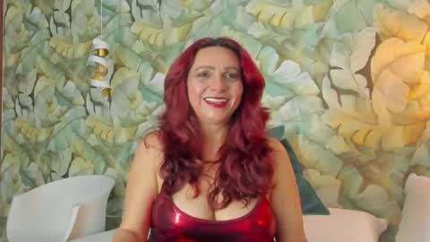 Snapshot of madame_angelic_1 chatting on May 1, 10:25 pm Madam Angelic online show from May 1, 10:25 pm