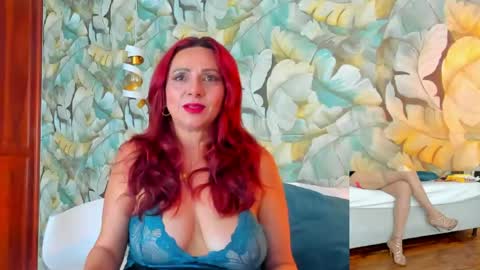 Snapshot of madame_angelic_1 chatting on May 6, 3:02 am Madam Angelic online show from May 6, 3:02 am