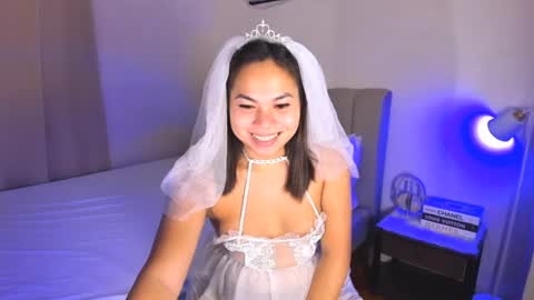 Ivy online show from July 27, 7:04 am