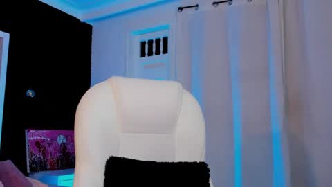  madame lilith  online show from March 3, 11:22 am