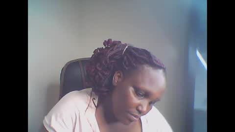 Snapshot of madame_pleasure40 chatting on May 11, 5:21 pm madame_pleasure40 online show from May 11, 5:21 pm