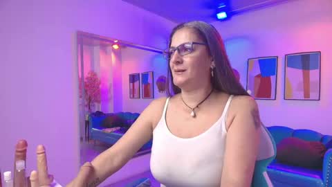 Madame Scarllet  online show from April 21, 11:27 am