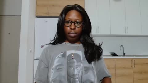 YourMadamIndigo online show from October 13, 3:34 pm