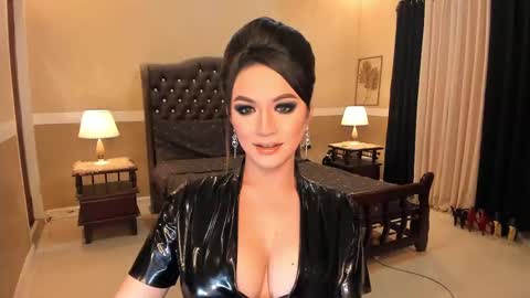 Alison Kloss online show from December 8, 11:19 pm