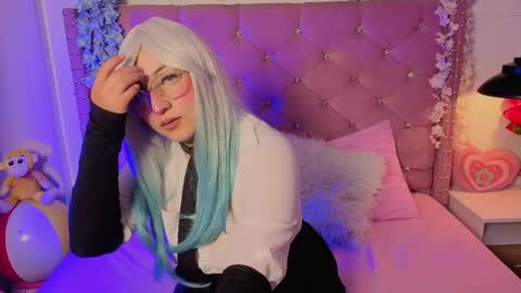 Snapshot of maddie_lesyoux chatting on March 28, 11:54 am maddie online show from March 28, 11:54 am