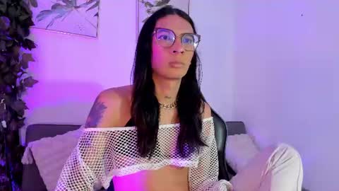 Maddie Ray online show from June 9, 3:07 am