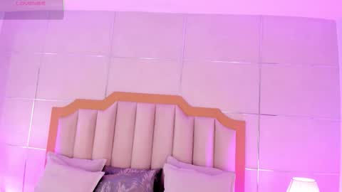    online show from February 21, 7:04 pm