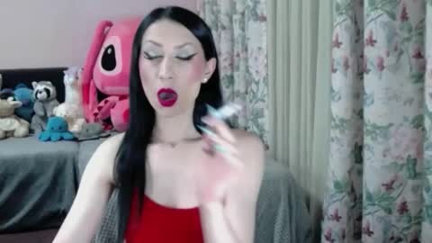 Snapshot of maddison_summer chatting on June 9, 8:31 pm Maddison Summer online show from June 9, 8:31 pm