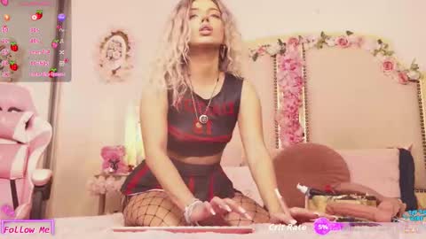 Snapshot of maddisonblush chatting on September 9, 7:24 pm Maddison online show from September 9, 7:24 pm