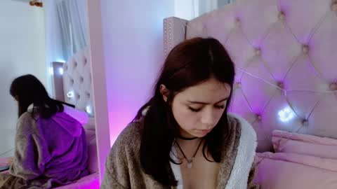 Maddy UwU online show from December 13, 6:38 pm