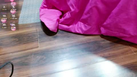 Maddy UwU online show from January 23, 12:41 pm