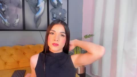 Maddy Moon  online show from November 5, 4:34 am