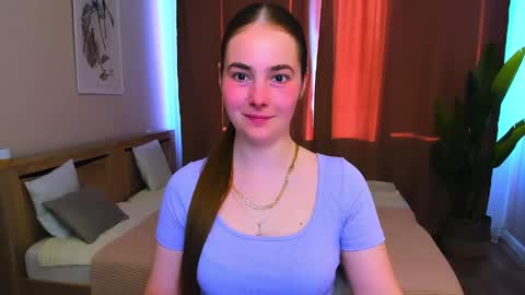 Snapshot of maddy_gate chatting on April 18, 3:27 pm maddy_gate online show from April 18, 3:27 pm