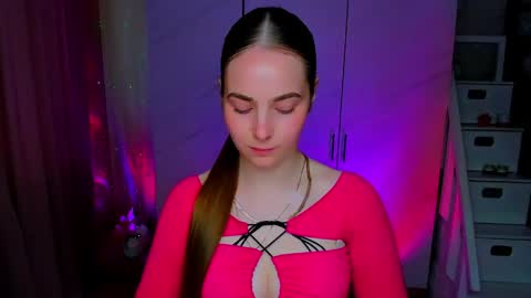 Snapshot of maddy_gate chatting on May 25, 8:53 am maddy_gate online show from May 25, 8:53 am