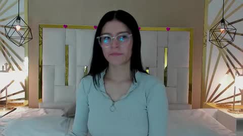 Maddy  online show from September 15, 11:43 am