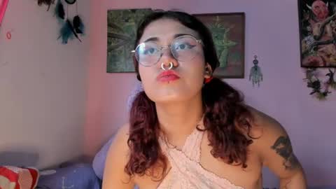 Snapshot of maddy_jhonsson chatting on July 2, 10:16 pm Maddy online show from July 2, 10:16 pm