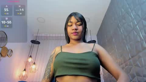 Maddy  online show from October 25, 7:30 pm