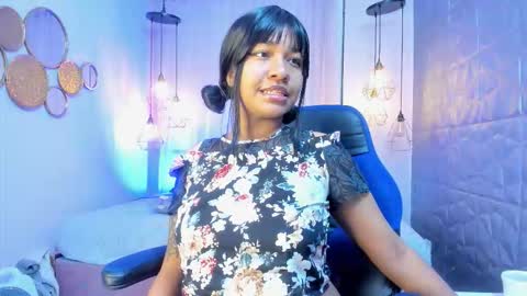 Maddy  online show from November 22, 8:08 pm