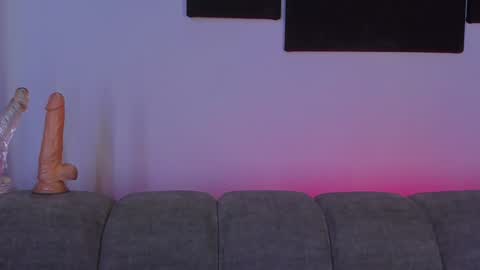 Maddy  online show from December 31, 12:43 am