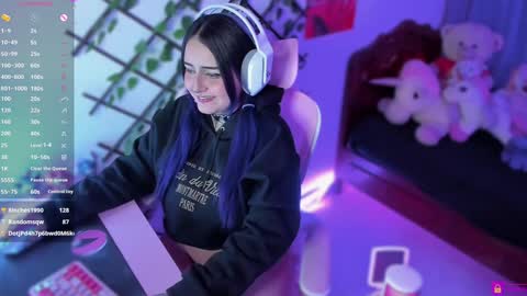 Snapshot of maddyfoox chatting on January 7, 1:17 am Maddy Foox online show from January 7, 1:17 am