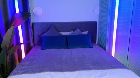 maddygarcia online show from March 23, 2:37 am