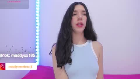 Snapshot of maddymendozaxx chatting on March 21, 9:18 pm Maddy online show from March 21, 9:18 pm