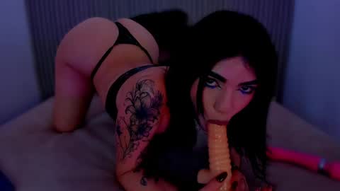  BELLA  online show from June 10, 8:46 am