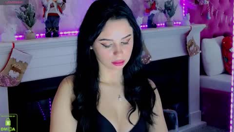 Snapshot of maddyspears chatting on December 16, 1:38 pm Maddy online show from December 16, 1:38 pm