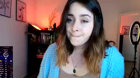 madelamee online show from February 13, 12:17 am