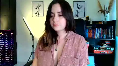 madelamee online show from June 29, 10:10 pm