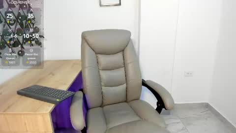 Madeleine  online show from August 1, 12:43 am