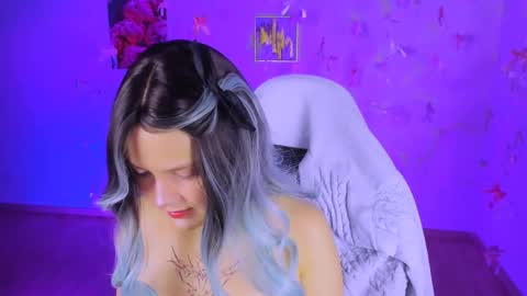 Snapshot of madeline_doll chatting on November 27, 8:16 am Madeline online show from November 27, 8:16 am