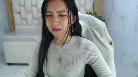 Snapshot of madhison_klain_s chatting on April 12, 3:55 am Madhison online show from April 12, 3:55 am