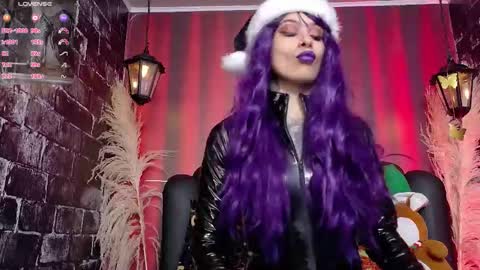 Maddison online show from December 17, 1:50 pm