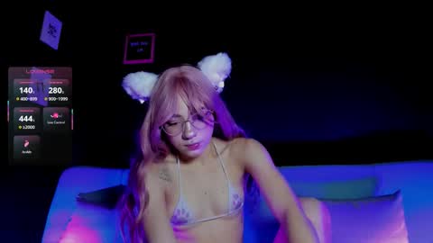 Madison Watson online show from November 14, 11:20 am